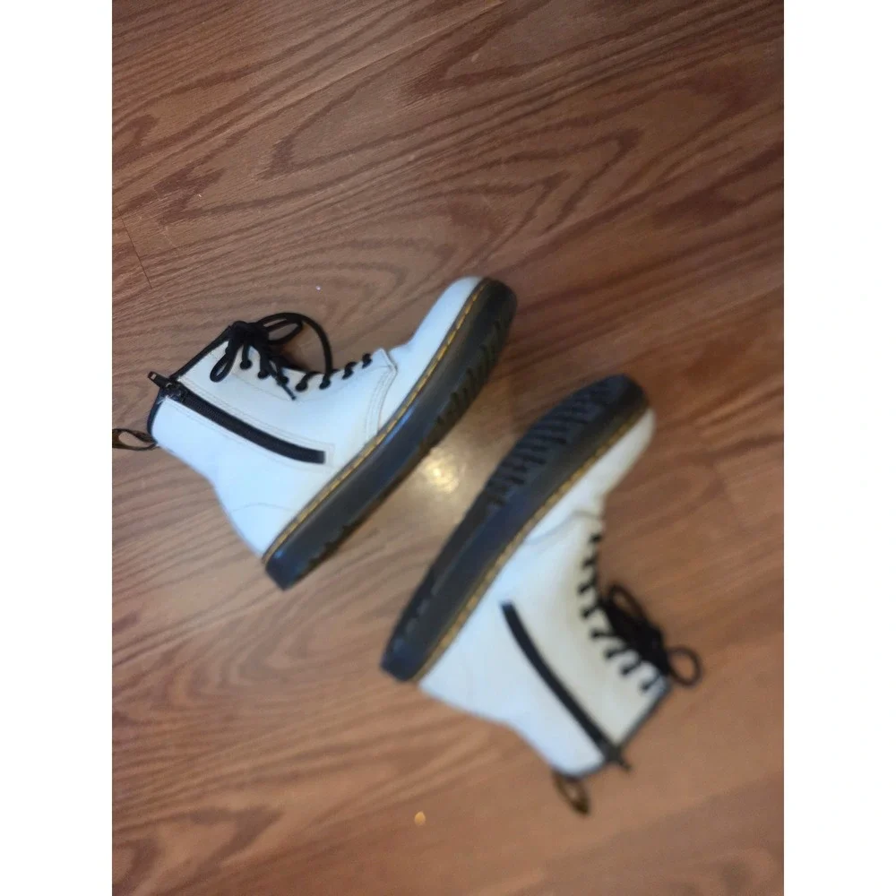 Kids Dr Martens White Leather Combat Boots Side Zip Lace Up AirWair‎ Size K5